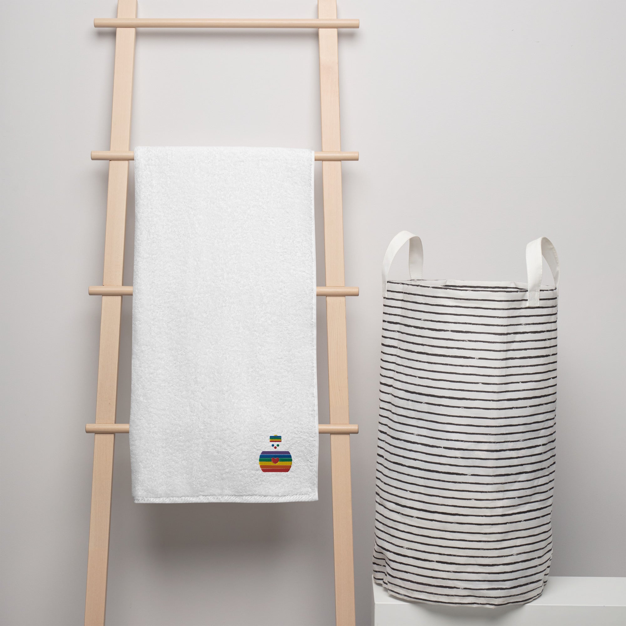 FitFarty Rainbow bulb-oh cotton towel